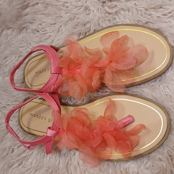 Madden Girl Shoes Madden Girl Sandals Poshmark